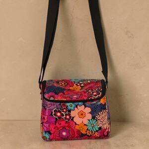 Vera Bradley Stay Cooler Vineyard Floral Crossbody Insulated Cooler Lunch Bag